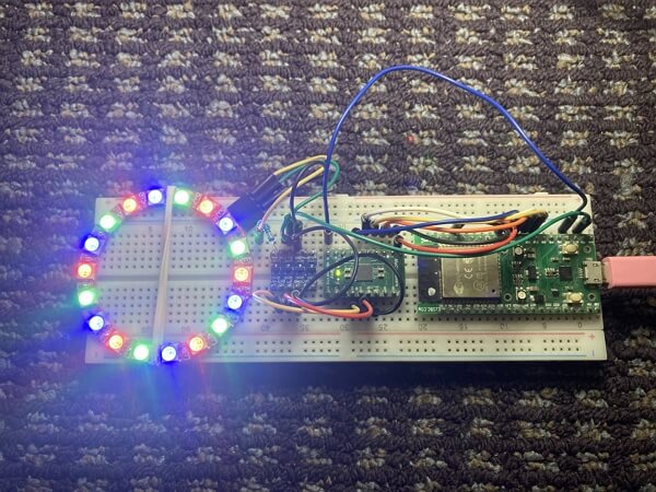 NeoPixels display green-blue-red repeating pattern