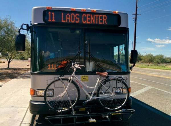 load a bike on Sun Tran bus bike rack, Aug 23, 2014