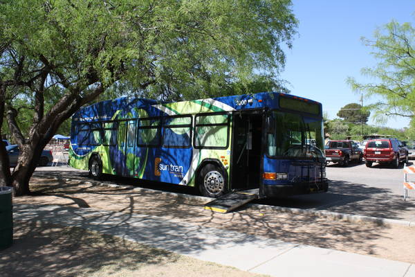 Sun Tran bus 3000