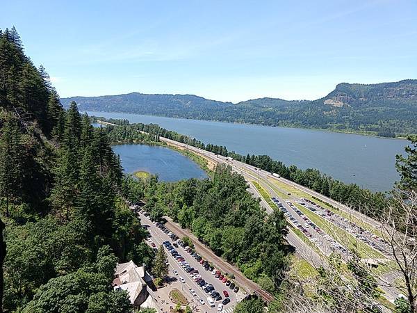 Benson Lake viewed from Multnomah Falls Trail Switchback