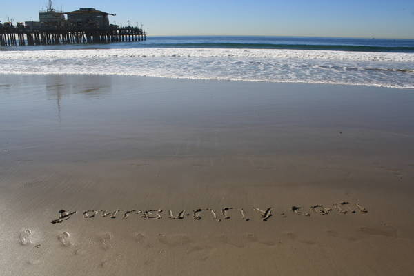 writing "yoursunny.com" on the beach, 2014-01-13