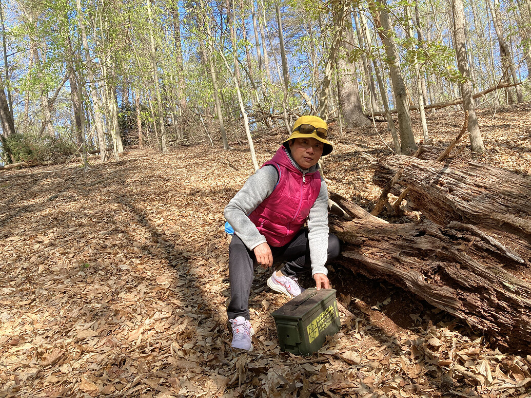 mom finding a geocache