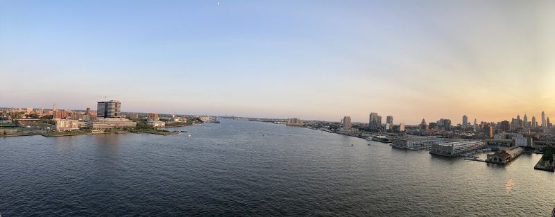 Delaware River observed from Ben Franklin Bridge